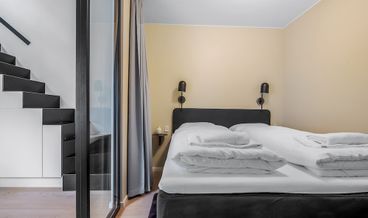 billede på Split Level Apartment - Loft Bed-1 Queen Bed Free WiFi