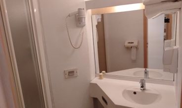 billede på City Room-1 Queen Bed Non Refundable Free WiFi Free self parking
