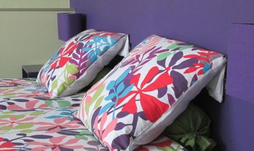 billede på Double Room, 2 Twin Beds, Shared Bathroom (Pistache)-2 Twin Beds Free WiFi Free self parking