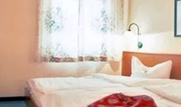 billede på Double or Twin Room-2 Twin Beds Full Breakfast Free WiFi Free parking