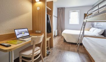 billede på Twin Room, Non Smoking-2 Twin Beds Free self parking Free WiFi
