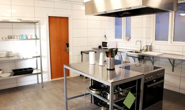 billede på Economy Room, Shared Bathroom-1 Twin Bunk Bed Non Refundable Free WiFi Free self parking