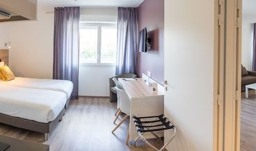 billede på Comfort Studio (Double Bed)-1 Queen Bed Non Refundable Free WiFi