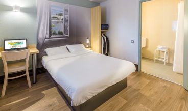 billede på Double Room, Non Smoking-1 Double Bed Free WiFi Free self parking