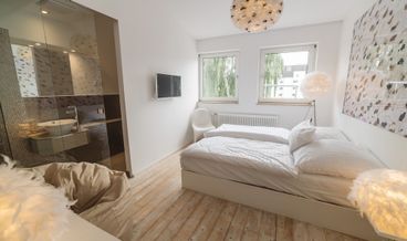 billede på Design Room (Popular)-2 Twin Beds Non Refundable Free WiFi