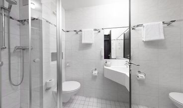 billede på Superior Room, 1 King Bed with Sofa bed-1 King Bed and 1 Double Sofa Bed Free WiFi
