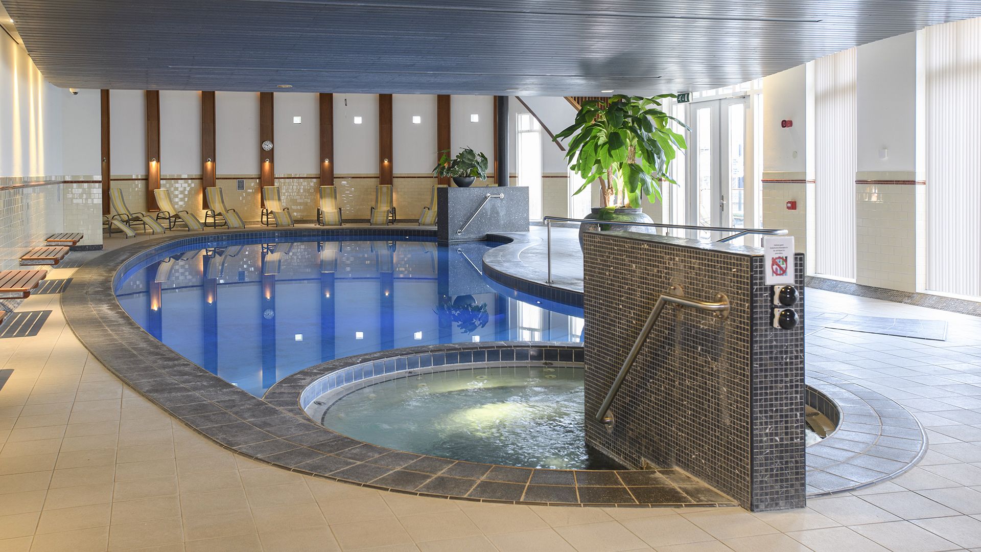 category_swimming