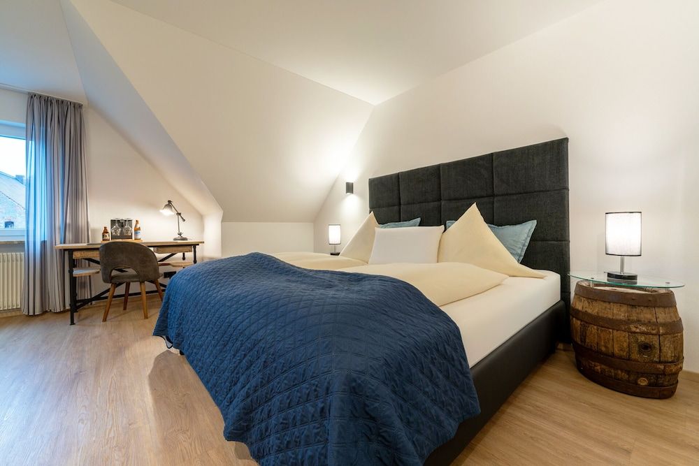 billede på Deluxe-dobbeltværelse - 1 queensize-seng med sovesofa - byudsigt