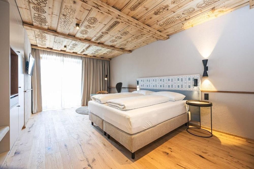 billede på Doppelzimmer Blue Lake mit Balkon