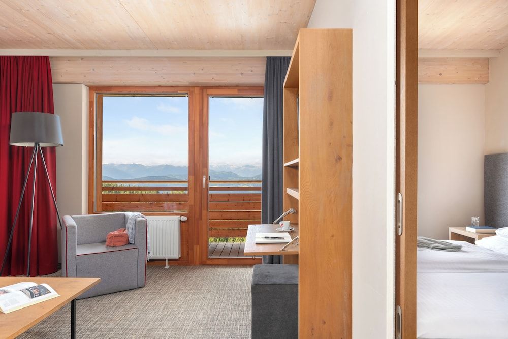 billede på Family Room Comfort, Balcony, Mountain View