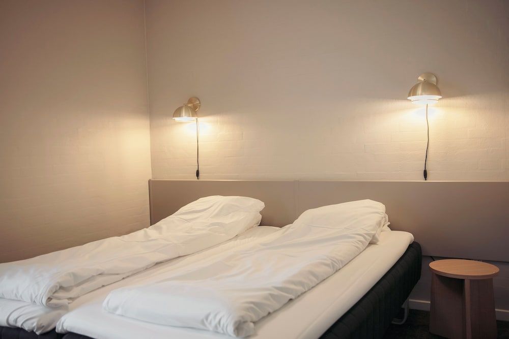 billede på Basic-værelse med dobbeltseng eller 2 enkeltsenge
