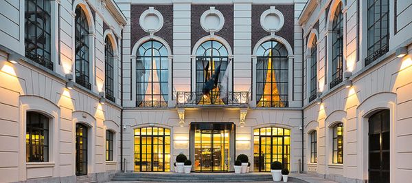 Bliv forkælet med et ophold på luksushotel i Alperne