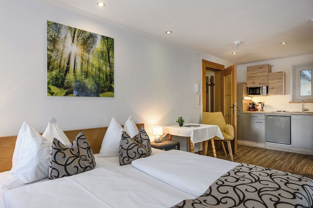 billede på Classic-lejlighed - 1 queensize-seng - balkon - have-område (Gamskar-cleaningfee 30€ p.P.)
