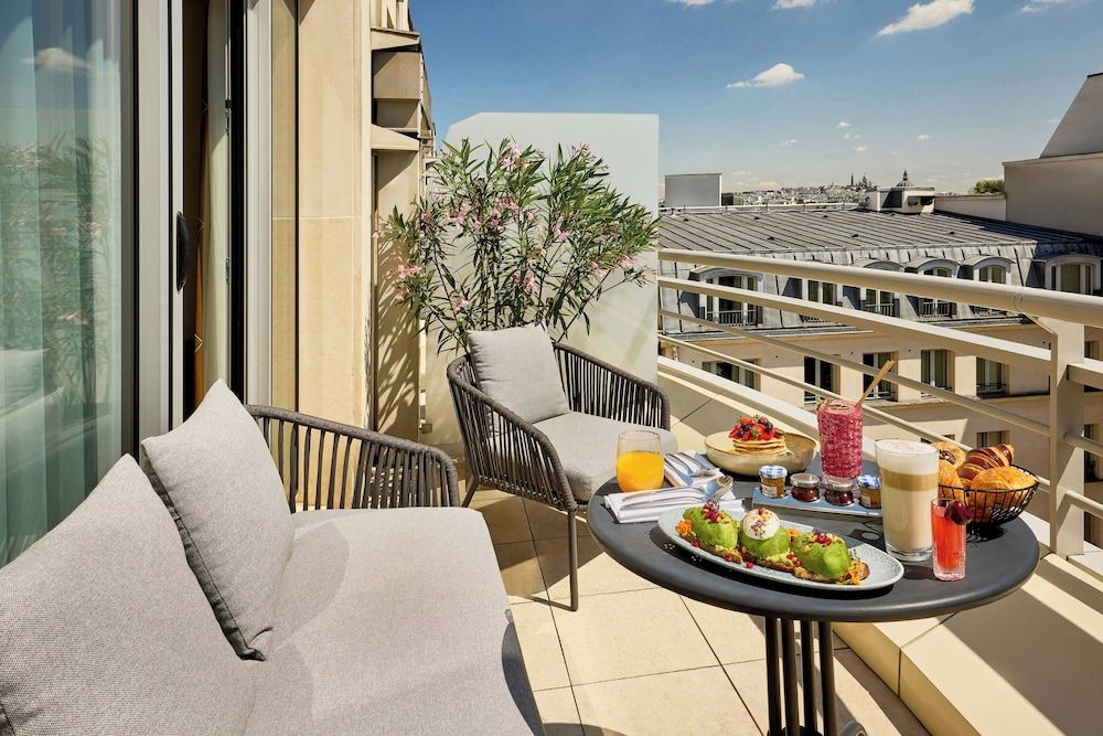 billede på Værelse - 1 queensize-seng - byudsigt (Terrace)