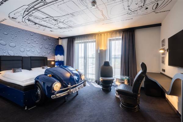 V8 Hotel Köln @ Motorworld - Standard Værelse - 